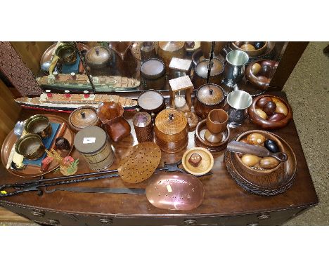 A quantity of Royal Doulton collector's plates depicting various aircraft; commemorative mugs; a cased projector etc. 