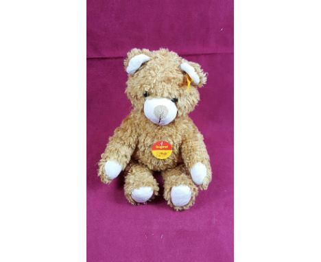 A modern Steiff Teddy bear with original box 