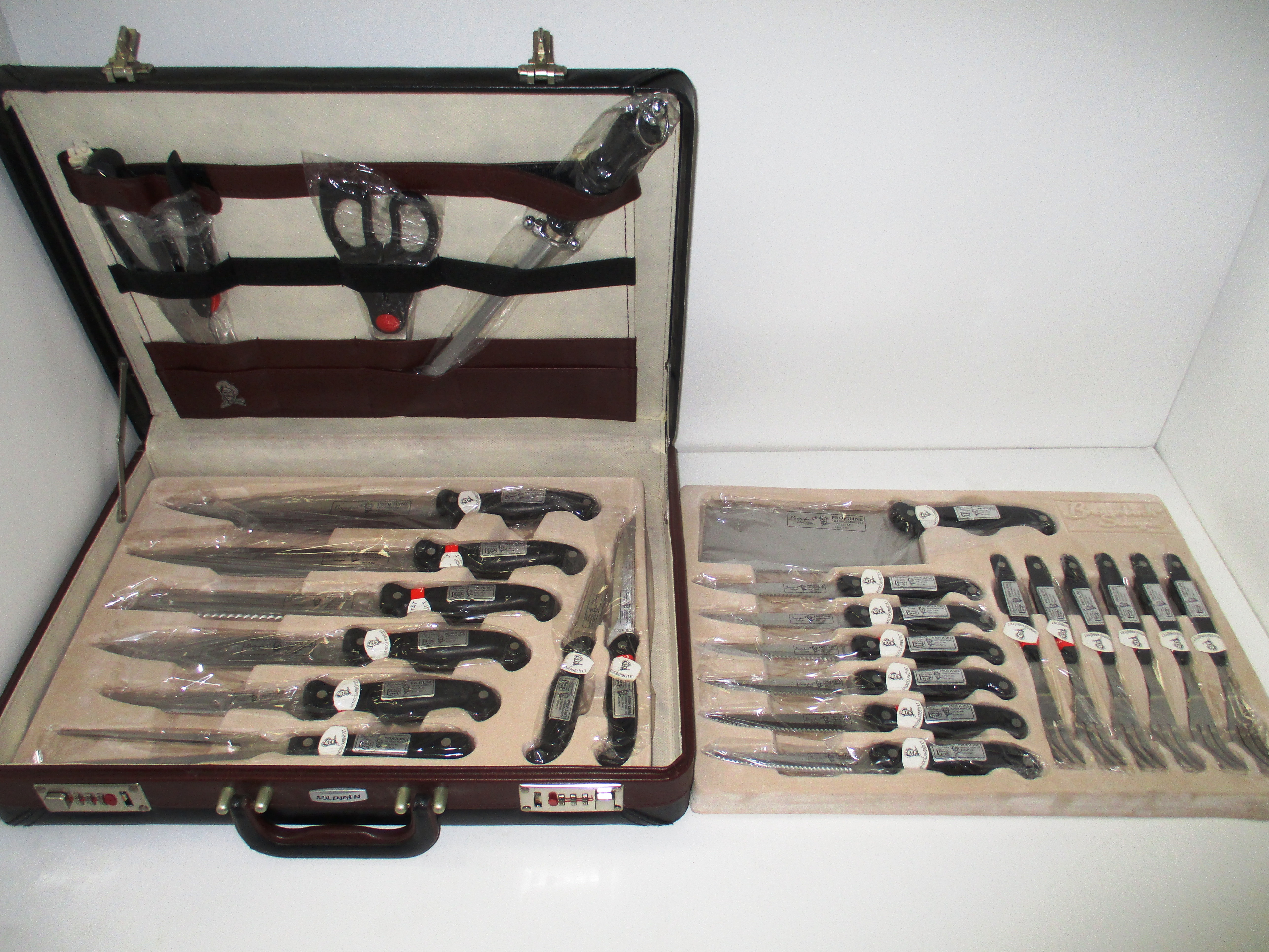 A Breitenbach Solingen Profiline 24 Piece Knife Set In Fitted Case