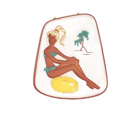 Ina EisenbeisserBaden bei Wien 1928 WandreliefTeenager mit StrandhutKeramos Wien um 1960Keramik bunt staffiert &amp; glasiert