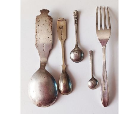 SILVER - NORWEIGN TEA CADDY SPOON 800, 1940 SALT SPOON ETC. (5)

NO.54