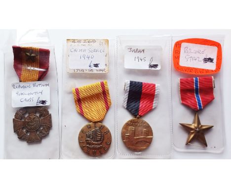 4 MEDALS - REPUBLIC VIETNAM GALLANTRY CROSS, CHINA SERVICE, JAPAN ARMY, BRONZE STAR. NO. 20