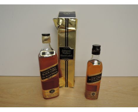 Two bottles of Jonnie Walker Black Label Extra Special 12 Year Old Blended Scotch Whisky, both 40% vol, 75cl in card box with