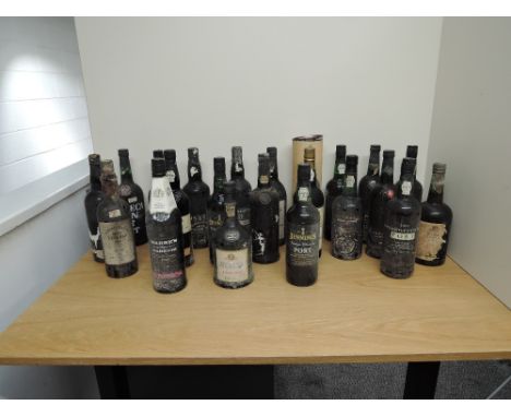 A collection of Vintage Port,  Porto 10 Anos Quinta do Estanho, bottled in 1990 in card tube,Taylors 1984,1987, Warre's 1974,