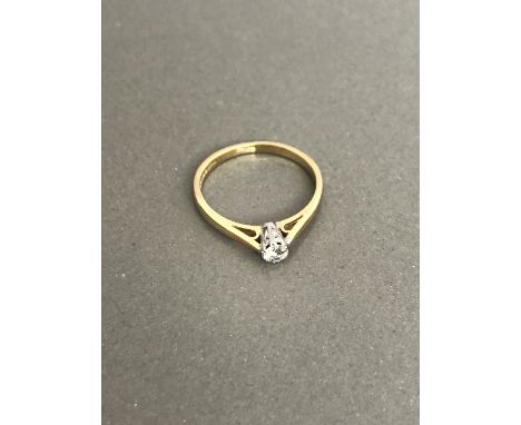 18ct GOLD DIAMOND SOLITAIRE RING (SIZE K)