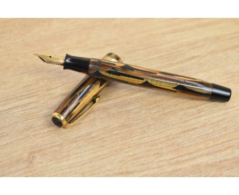 A Parker Duofold Junior button fill fountain pen honey and black geometric (toothbrush) pattern with broad gold cap band havi