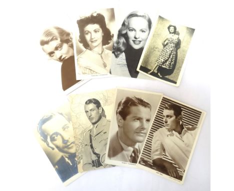 COLLECTION OF CINEMA PORTRAIT POSTCARDS1930/50s, includes James Cagney, Olivia de Havilland, Conrad Veidt, Bette Davis, Barba