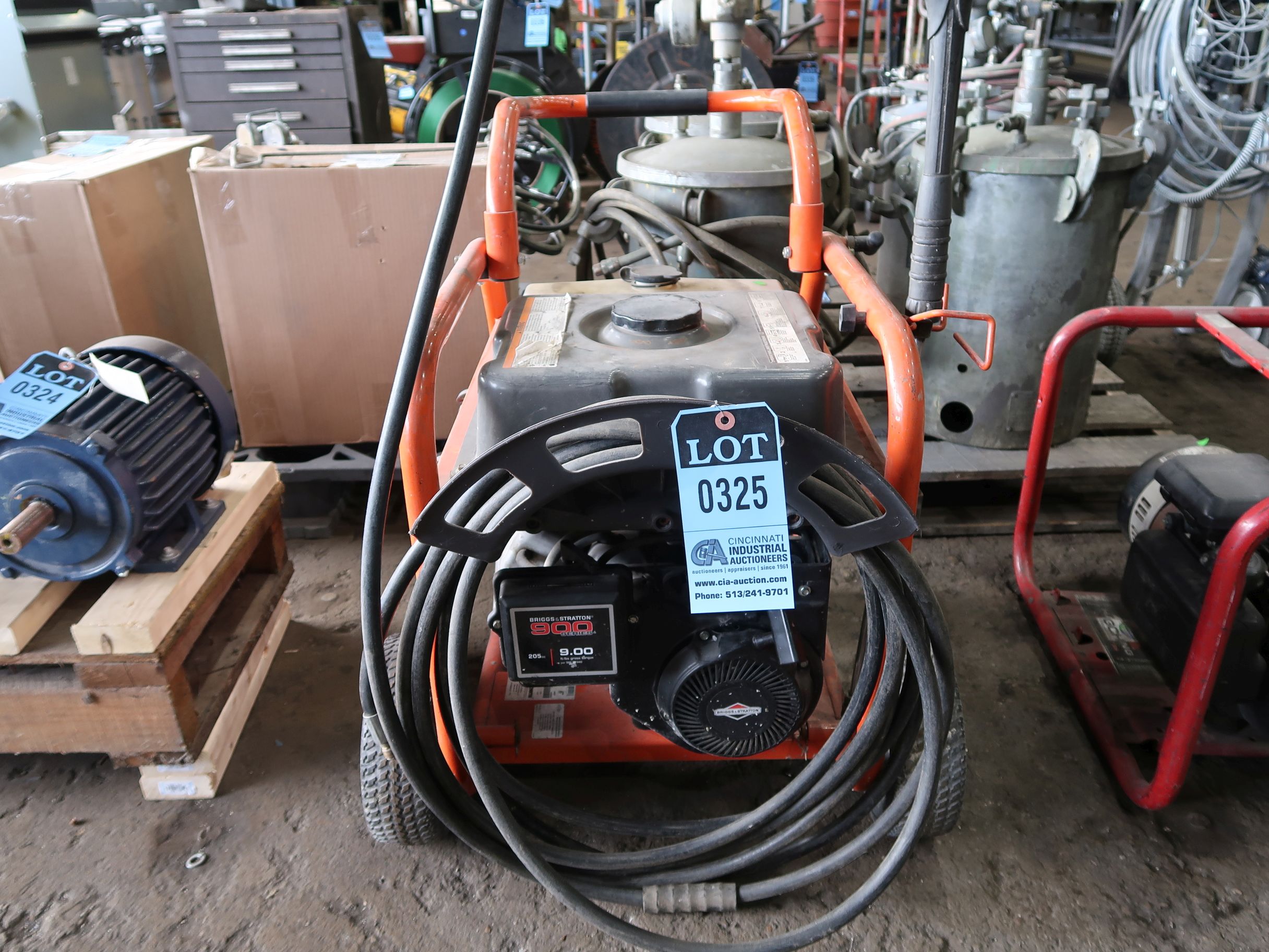 HUSQVARNA MODEL 020490 205CC BRIGGS AND STRATTON GAS POWER 3100 PSI