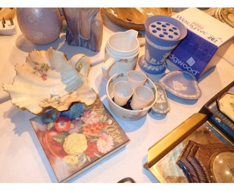 Collection of Wedgwood Bunnykins Art Deco egg cups shell dish and Carltonware 