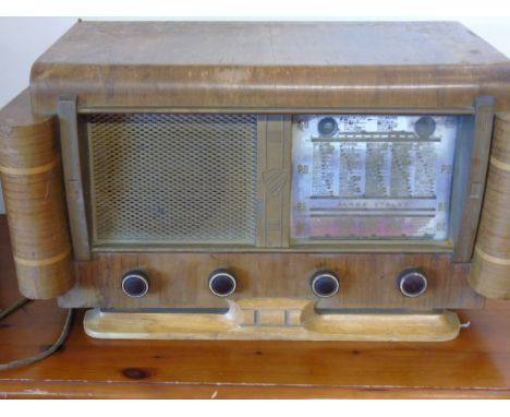 Walnut cased vintage radio