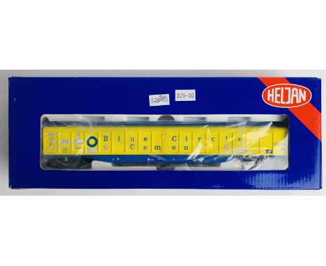 Heljan 5002 OO Gauge CargoWaggon Blue Circle Cement Wagon - Boxed. P&amp;P Group 2 (£18+VAT for the first lot and £2+VAT for 