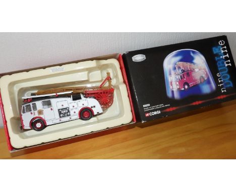 Corgi Limited Edition Dennis F15 Rear Pump Escape Leicestershire and Rutland Fire Service. P&amp;P Group 2 (£18+VAT for the f