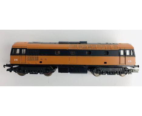 Lima OO Gauge Irish Railways Diesel Loco 215 - Black / Orange Livery - Unboxed. P&amp;P Group 1 (£14+VAT for the first lot an