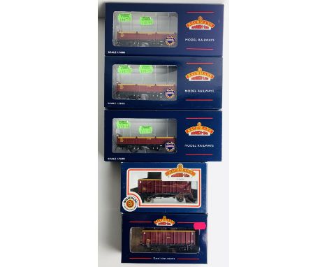 5x Assorted Bachmann Freight Wagons - All Fitted with P4 Wheel Sets - All Boxed - CONDITION REPORT: 1x Wagon Lacking Wheels. 