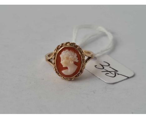 A vintage 9ct cameo ring size N 2.8g inc