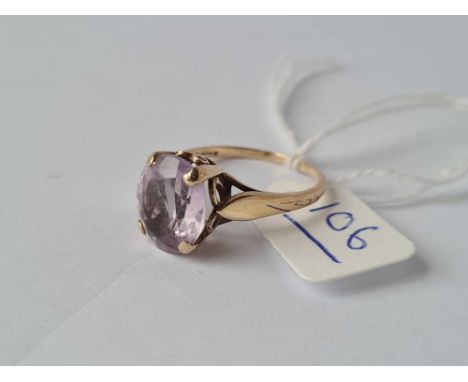 A purple stone dress ring 9ct size Q 1/2 - 3 gms 