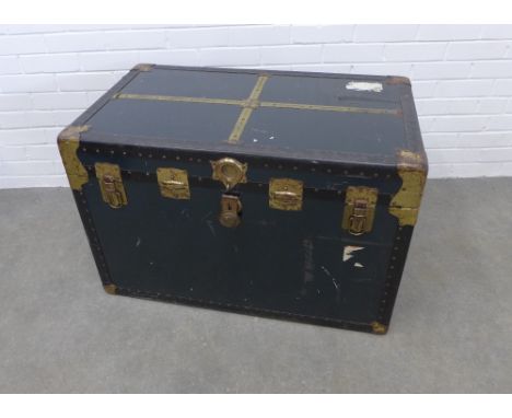 Vintage blue metal storage trunk, rectangular with a flat top and void interior, 60 x 92 x 55cm 