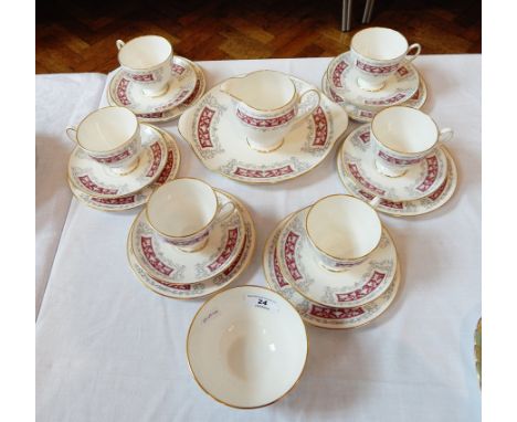 A Shelley tea service "Blenheim" pattern (21) 