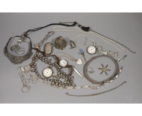 Assorted mainly silver and white metal jewellery, including vesta case, a Chinese white metal salt, a white metal propelling 