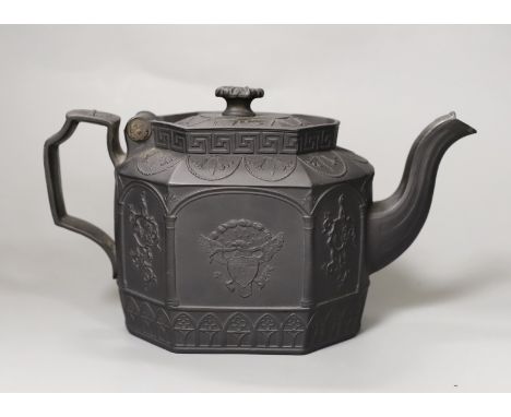 A 19th century American commemorative black basalt teapot 14.5cm