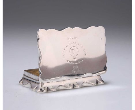 ROYAL INNISKILLING FUSILEERS: AN EDWARDIAN SILVER REGIMENTAL SNUFF BOX by Deakin &amp; Francis Ltd, Birmingham 1902, rounded 