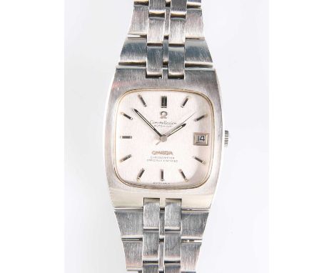 AN OMEGA CONSTELLATION AUTOMATIC STAINLESS STEEL WATCH, CIRCA 1973 the cushion shaped silver dial signed Omega Constellation 