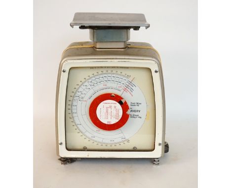 SET OF AVERY POSTAL SCALES
to weigh letters and parcels up to 1800g, with a printed circular dial to both sides, standing on 