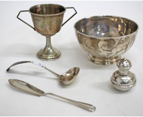 A SILVER BOWL 10.5cm diameter and approximately 120 grams in weight, together with a small silver trophy cup, a pepperette, a