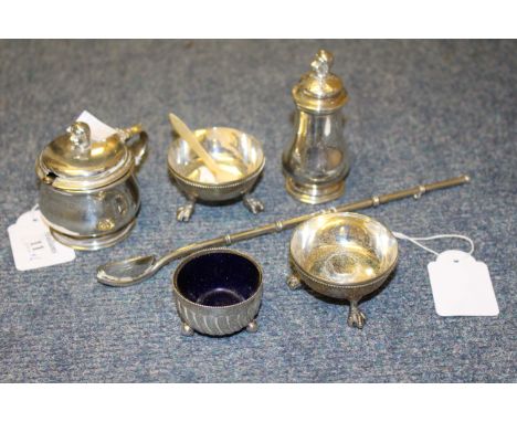 A GOLDSMITHS AND SILVERSMITHS COMPANY SILVER MUSTARD POT with a blue glass liner engraved 'National Terrier Club Show 1925'; 
