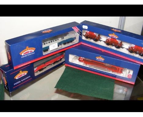 Boxed Bachmann Royal Mail Coach, together with three others 