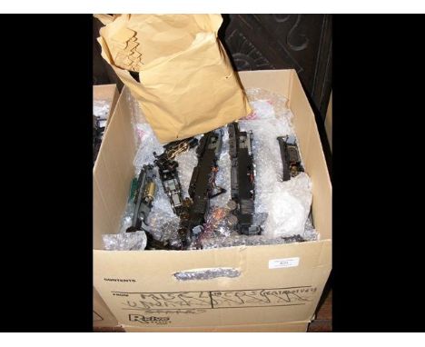 Selection of model train parts 