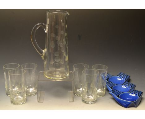A 1960s clear glass lemonade set, polka dot pattern; a set of three Hornsea novelty bird shaped ashtrays/trinket dishes 