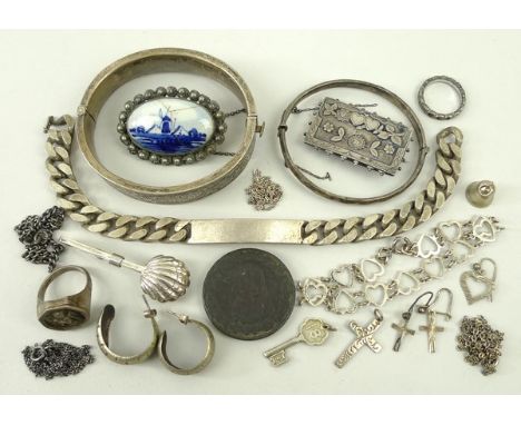 A quantity of silver, comprising a gentleman's identity bracelet, marked 925, a silver bangle with engraved decoration and sa
