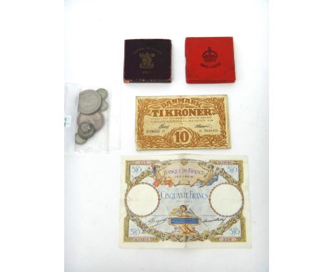 An Edward VII crown, 1902, two further crowns, comprising 1951 with the original leaflet and box and 1960, a 1935 Silver Jubi