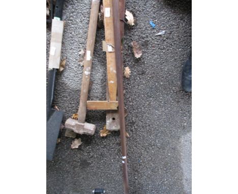 QUANTITY OF VARIOUS GARDEN TOOLS ETC