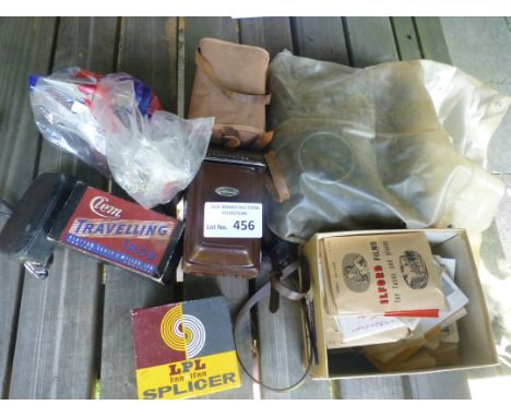 Collectibles : Includes cameras, splicer, travel iron - all vintage plus yashicaflex camera - nice lot