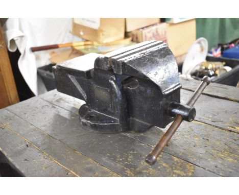 A Vintage Workbench Vice, 45cm long 