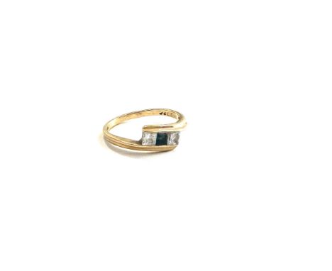 9ct gold stone set ring weight 1.3 grams 