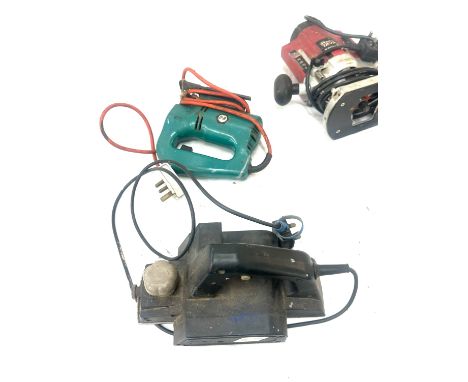 Selection of electrical tools includes Black and decker jigsaw, sander, router etc all untested 