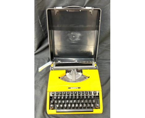 Vintage siverette type writer 