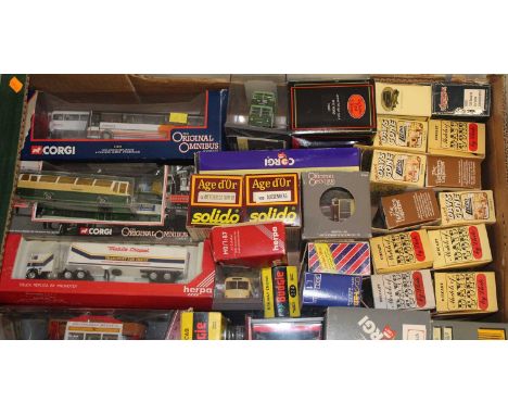 A quantity of various boxed diecast to include Budgie Toys No.100 Hansom Cab, Corgi Bedford type OB coach, EFE Leyland TS8 Ti