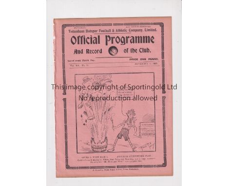 TOTTENHAM HOTSPUR      Programme for the home London Combination match v QPR 12/11/1927, ex-binder.     Generally good