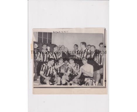 1952 FA CUP FINAL     Original 8" X 7" Press photo with stamp and paper notation on the back of the Newcastle United team cel