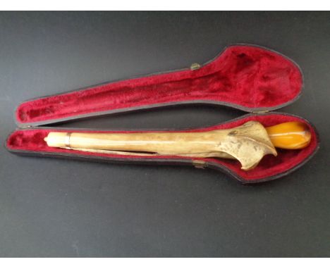 Amber and bone novelty pipe