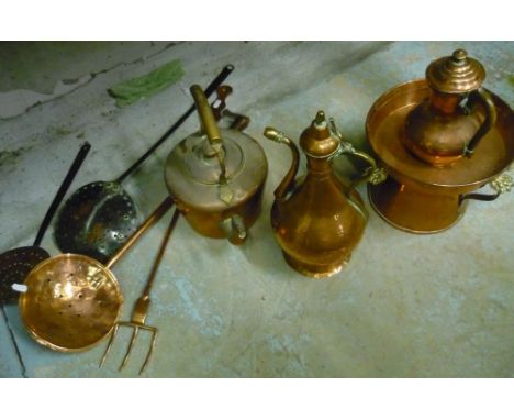 Victorian copper kettle, Eastern copper jug, two copper skimmers, copper toasting fork, brass skimmer, warming pan etc (10) 