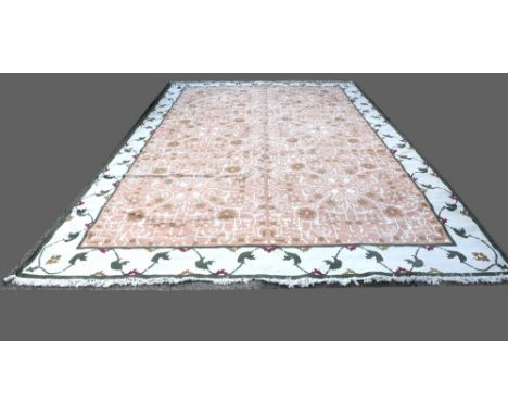 Modern flat-weave carpet 510cm x 345cm.     .     