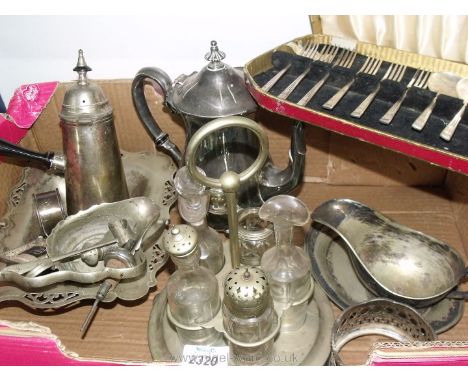 A quantity of silver plate to include cased set of six dessert spoons (a/f), table bottle holder, five item cruet set marked 