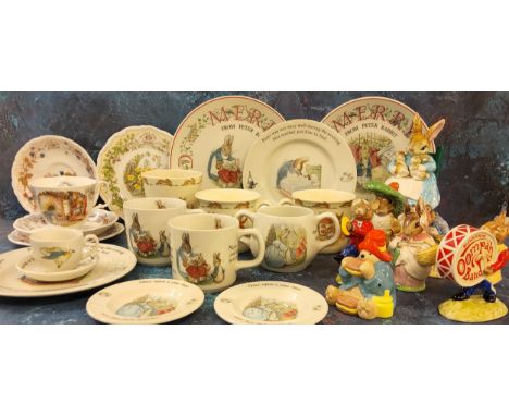 Wedgwood Peter Rabbit Christmas plates, 1991, 1992;&nbsp; Royal Doulton Bramley Hedge Winter teacup, saucer and side plate;&n