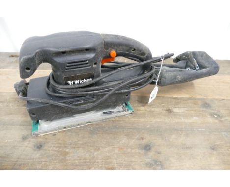 Wickes sander.