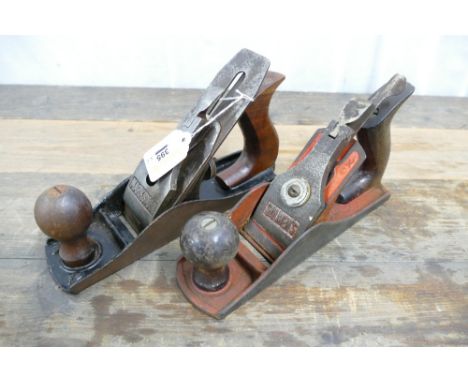 Vintage Marksman No4 smoothing plane and Salmons plane.